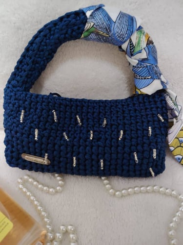 شنطة نيلي صغيرة للسهرة