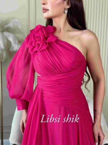 فستان سهره ورده على الكتف