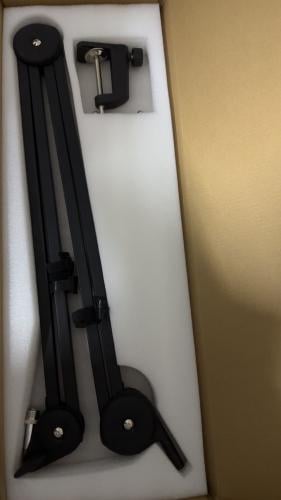 ستاند مايك من ‎ارابيست (مستعمل نظيف جدًا)