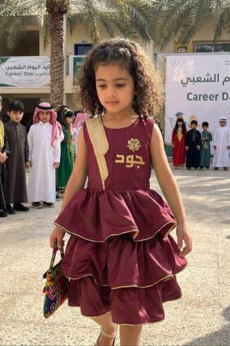 أجمل فستان رمضان عنابي مزخرف بناتي بتصميم شالكي فا...