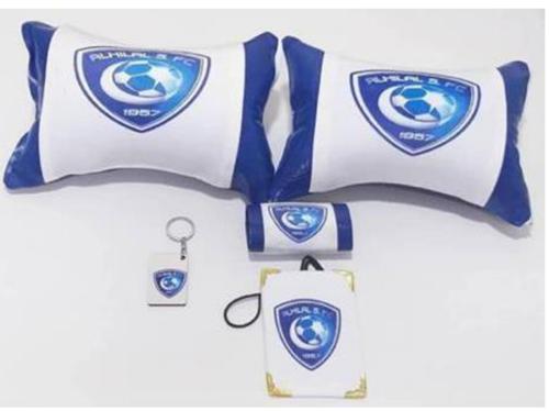 اكسسوارات سيارة وسط مخمل ابيض اطراف جلد ازرق سادة