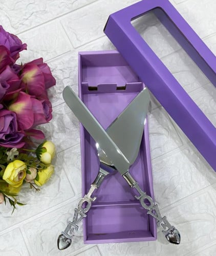 طقم سكين وشيال فضي فاخر بتصميم LOVE لحفلات الزفاف...