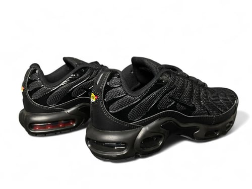 نايك ايرماكس بلس اسود