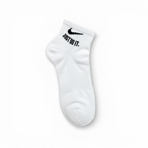 شراب نايك قصير ابيض ( E )