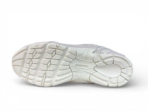 نيو بالانس ميو ميو لذر