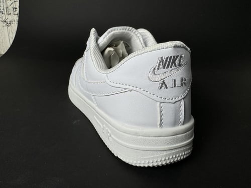 نايك ايرفورس ابيض ( W )