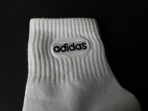 شراب اديداس نصف الساق ابيض ( )