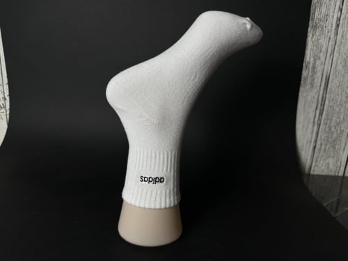 شراب اديداس نصف الساق ابيض ( )