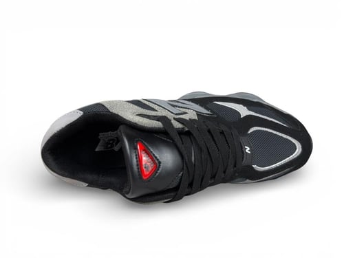 نيوبالانس 9060 WAR