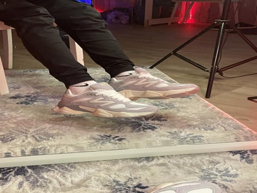 نيوبالانس 9060 ( رصاصي )