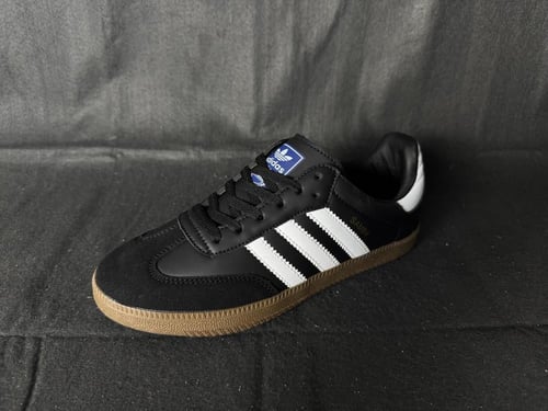 اديداس سامبا اسود