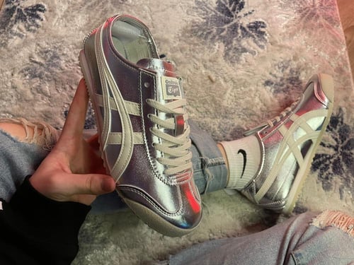 اسيكس تايجر فضي