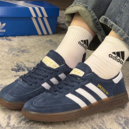 اديداس سبيزال كحلي