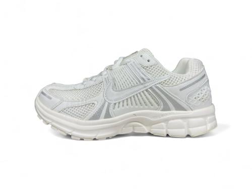 نايك ايرزوم ابيض