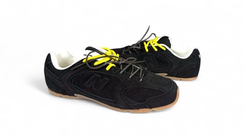 نيوبالانس ميو ميو اسود