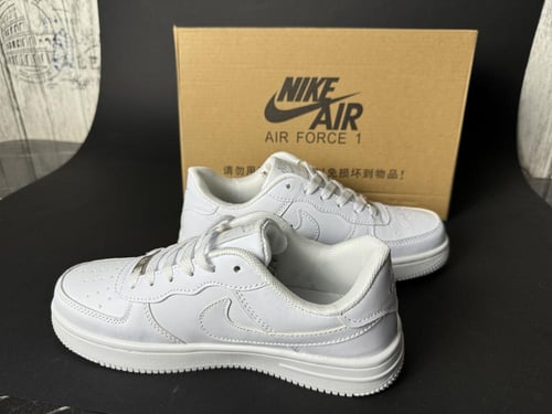 نايك ايرفورس ابيض ( W )