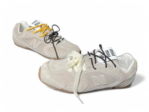 نيوبالانس ميو ميو وايت