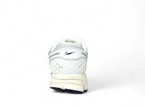 نايك فوميرو