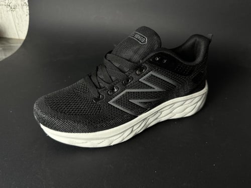 نيوبالانس رن ( 617-618 )