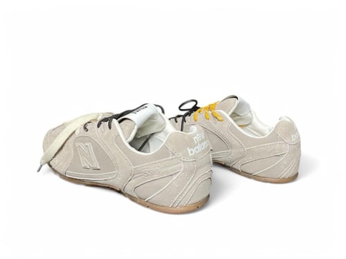 نيوبالانس ميو ميو وايت