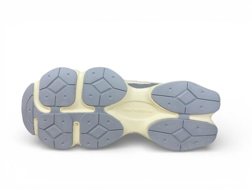 نيوبالانس 9060 ( 1066 )