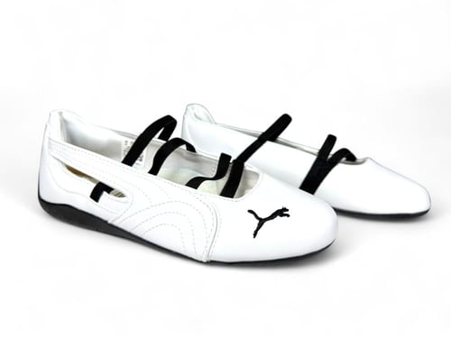 بوما باليت ابيض