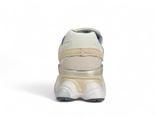 نيوبالانس 9060 ( WHITE GRAY )