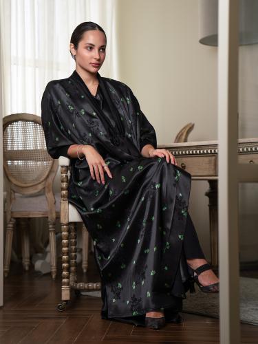 عباية حريري (أسود مع أخضر)