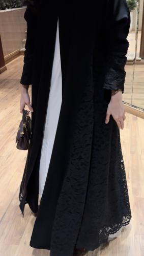 Crepe abaya with lace