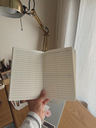 أجندة 2026 صغيرة غير مؤرخة