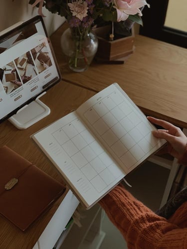 أجندة كبيرة (A5) 2025