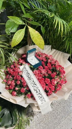 باقه بيبي روز ( بدون السلسال ) - الحجم الكبير