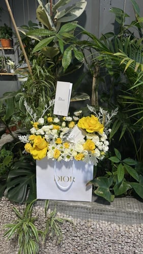 تنسيق هدية عطر من ديور