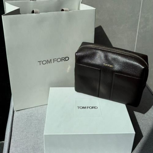 حقيبة "توم فورد" الجلدية