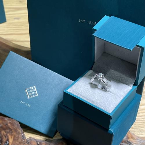 خاتم فضي لامع - فايندرا