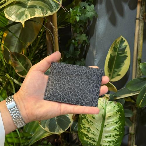 كارد هولدر رجالي - كالفن كلاين