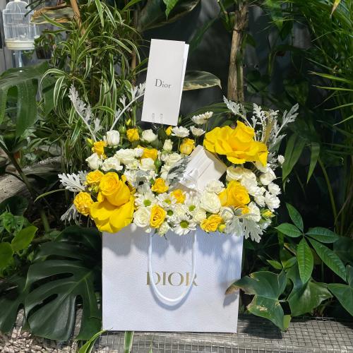 تنسيق هدية عطر من ديور