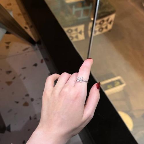 خاتم فضي بشكل فراشة - فايندرا