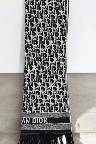 سكارف للجنسين