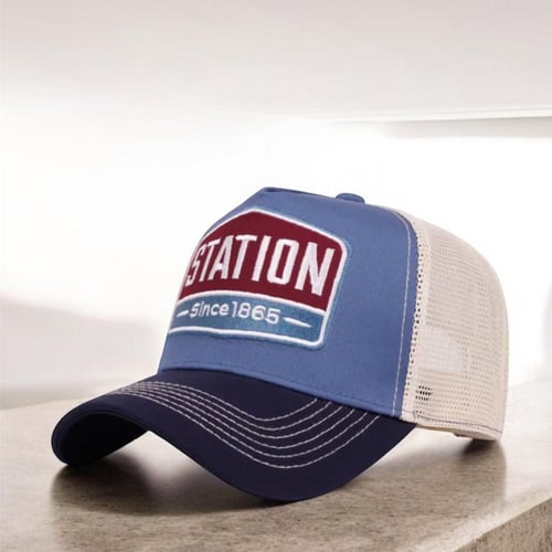 كاب Station صيفي