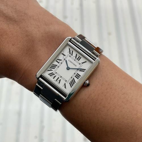 ساعة كارتير تانك الكلاسيكية