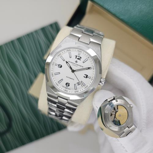 ساعة فاشرون كونستانتين اوفر سيز