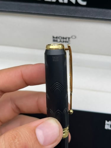 قلم مونت بلانك هوقو
