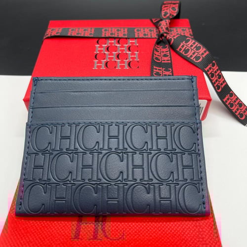 محفظة بطايق كارولينا هيريرا