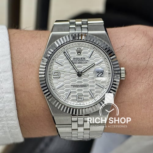 ساعة رولكس لاند دويلر الجديدة