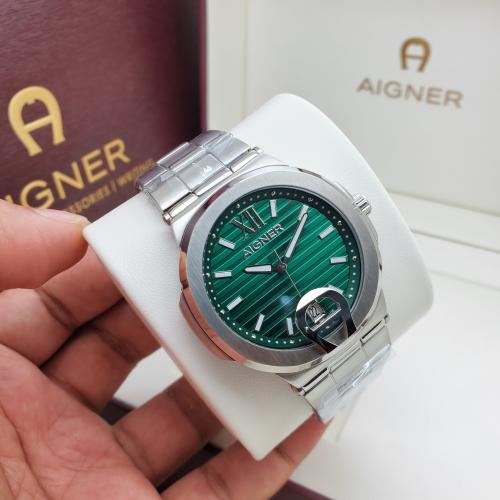 ساعة اقنر تافيانو