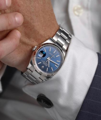 ساعة رولكس ديت جست وسط