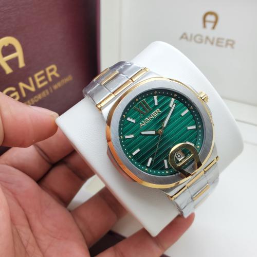 ساعة اقنر تافيانو