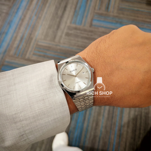 ساعة كاسيو فضي