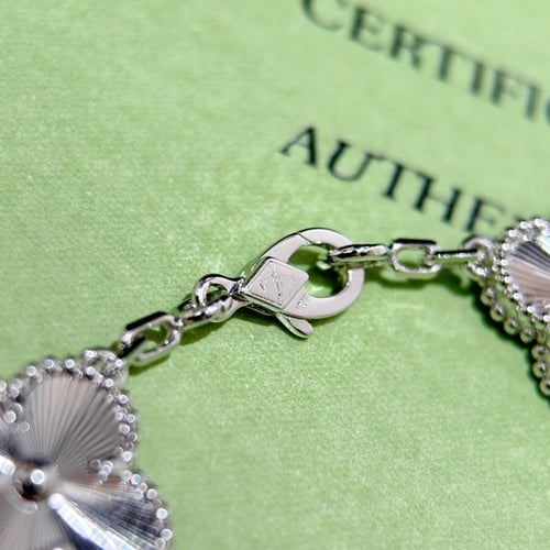 اسوارة فان كليف VC